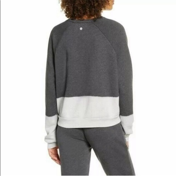 NWT Zella Dip Dye Ombre Sweatshirt Grey Forage MSRP$69 Size Small - Picture 3 of 7